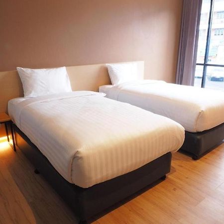 Sans Hotel Ratchaburi Zewnętrze zdjęcie
