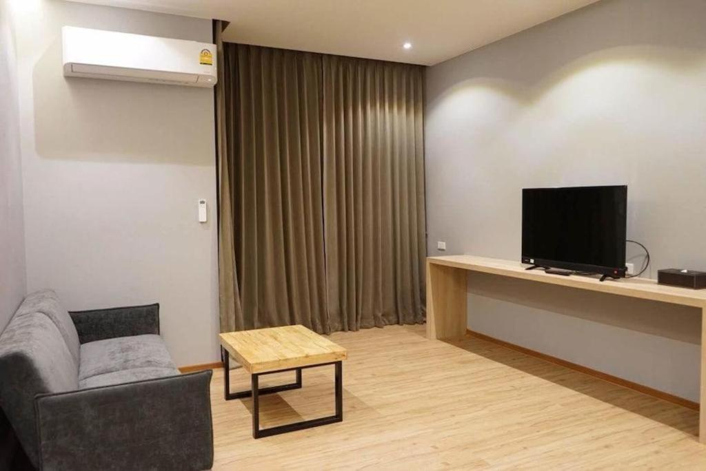 Sans Hotel Ratchaburi Zewnętrze zdjęcie