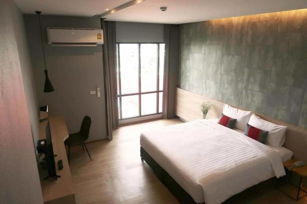 Sans Hotel Ratchaburi Zewnętrze zdjęcie